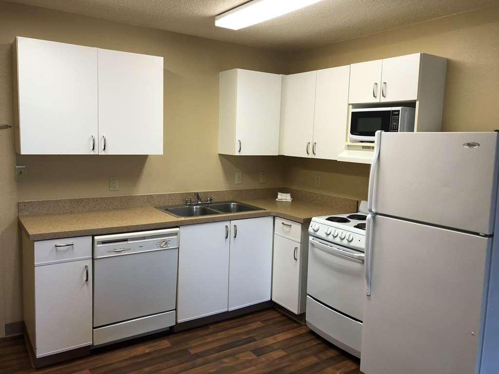 Extended Stay America Suites - Cincinnati - Blue Ash - Kenwood Road Pokoj fotografie